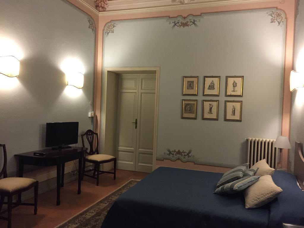 Villa Alta - Residenza D'Epoca Con Piscina Сан-Джулиано-Терме Экстерьер фото
